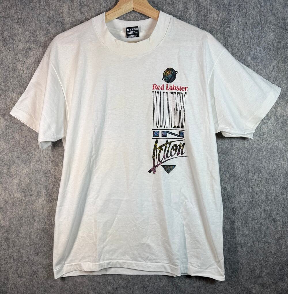Vintage Red Lobster Volunteers In Action (VIA) Large Short Sleeve T-Shirt